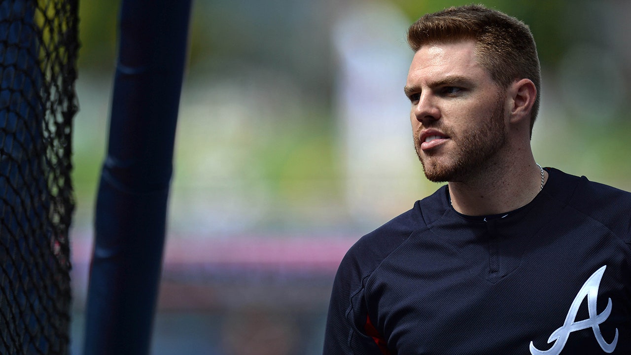 Braves activate Freddie Freeman from DL, will start at 3B vs. Astros